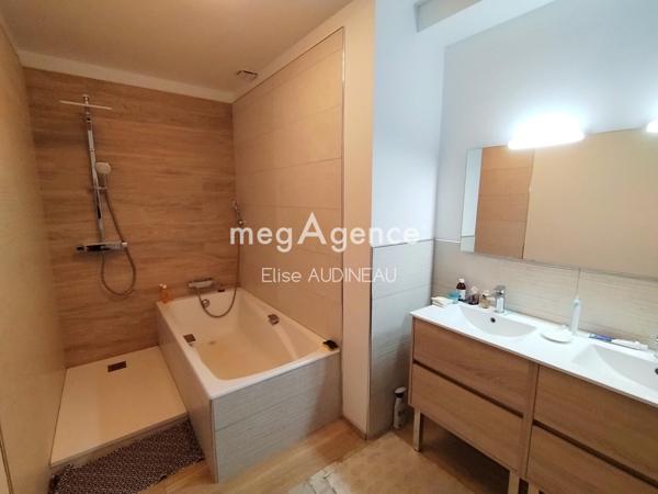 Maison à Les Sables-d'Olonne, 85100 - 5 pièces 133m²