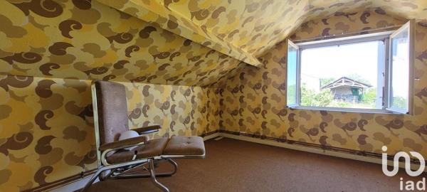 Maison de village 4 pièces de 88 m² à Airvault (79600)