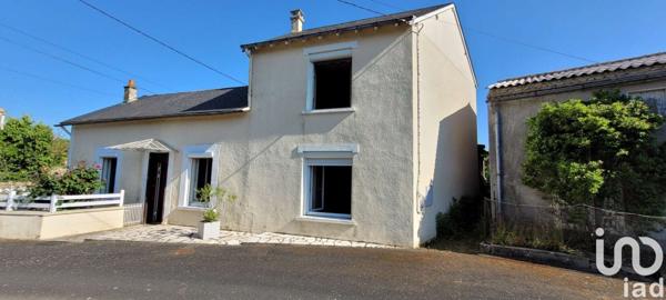 Maison de village 4 pièces de 88 m² à Airvault (79600)