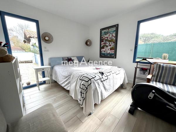 Maison à LONGEVILLE-SUR-MER, 85560 - 7 pièces 223m²