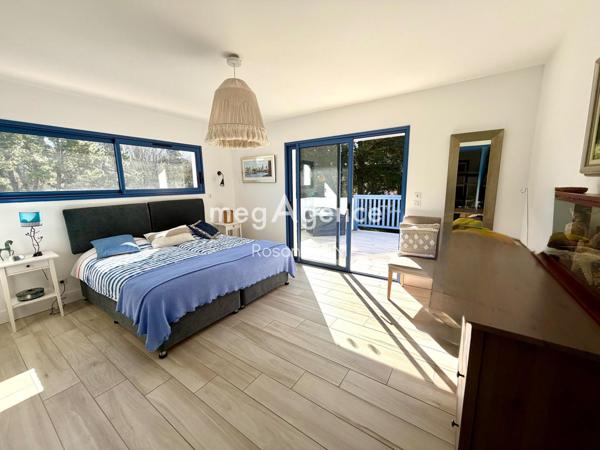 Maison à LONGEVILLE-SUR-MER, 85560 - 7 pièces 223m²