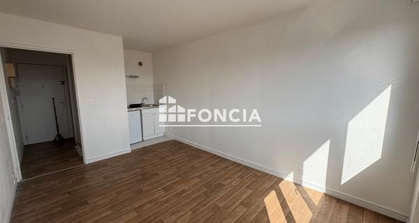 Location Studio 19.4 m² - Melun 77000