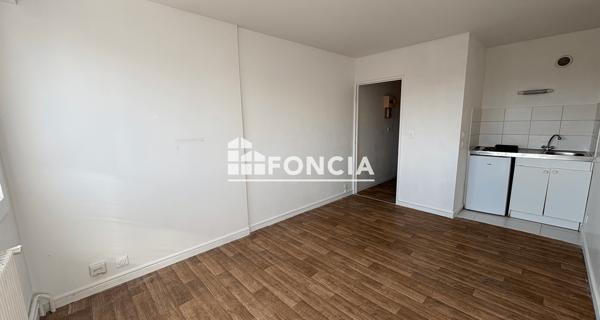 Location Studio 19.4 m² - Melun 77000