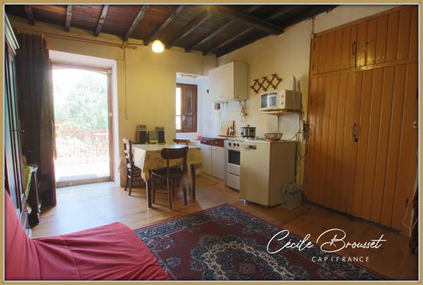 Maison de caractère à vendre 4 pièces TAULIS (66)