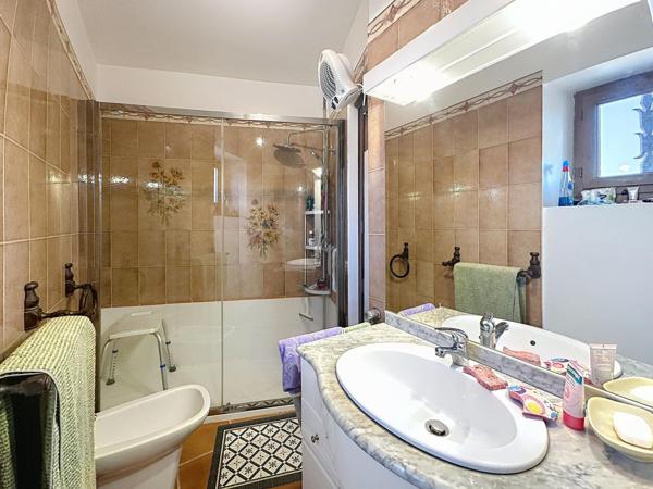 Maison de caractère de 225 m2 , 5 chambres ,  piscine