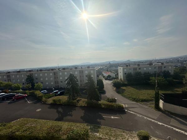 Appartement Clermont-ferrand 4 pièce(s)