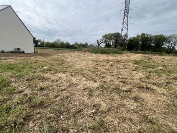 Terrain à vendre 72 345 € Saint-Martin-des-Champs 654 m² DPE