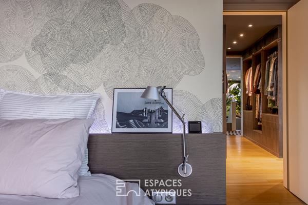 Maison d’architecte avec piscine et jardin paysager