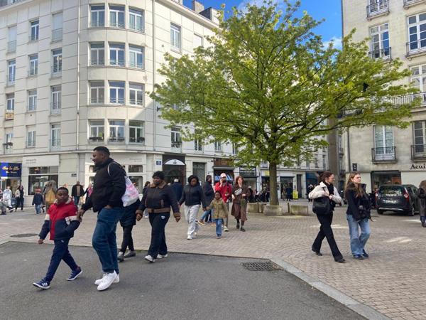 44000 NANTES  - FONDS DE COMMERCE RESTAURATION RAPIDE DU MIDI
