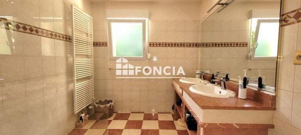 À vendre Maison 8 pièces 204.2 m² - Saint-dié-des-vosges 88100