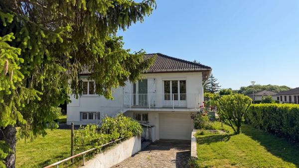 MAISON DE VILLAGE