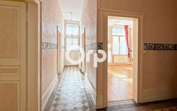 Maison à vendre    9 pièces • 160 m2 Arras