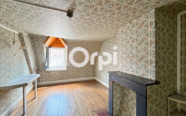 Maison à vendre    9 pièces • 160 m2 Arras