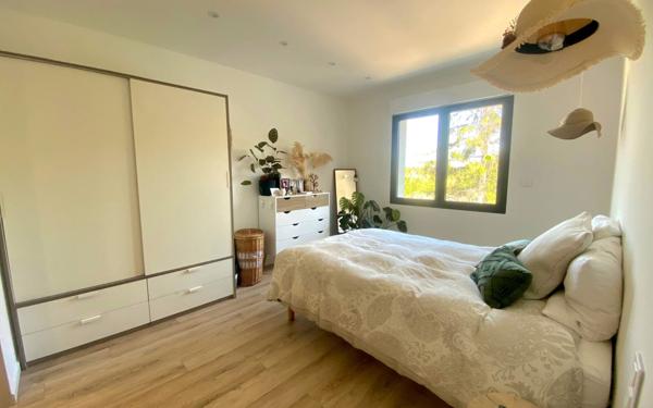 Appartement à vendre    4 pièces • 99,62 m2 Sanary-sur-Mer