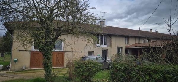 Ferme bressane rénovée – charme et authenticité à quelques minutes de Bourg en Bresse