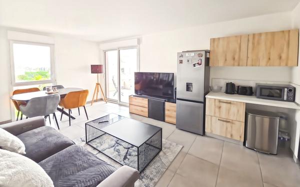 Appartement à vendre    2 pièces • 41 m2 Villeneuve-Loubet