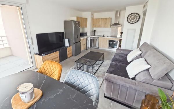 Appartement à vendre    2 pièces • 41 m2 Villeneuve-Loubet