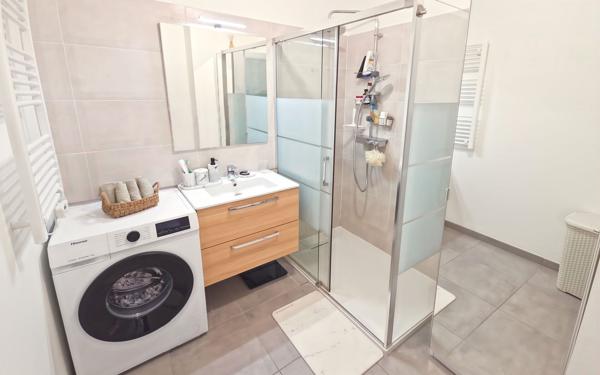 Appartement à vendre    2 pièces • 41 m2 Villeneuve-Loubet