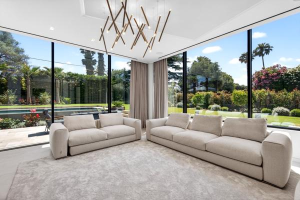 Vente Maison contemporaine Cap D'Antibes 8 Pièces 404 m²