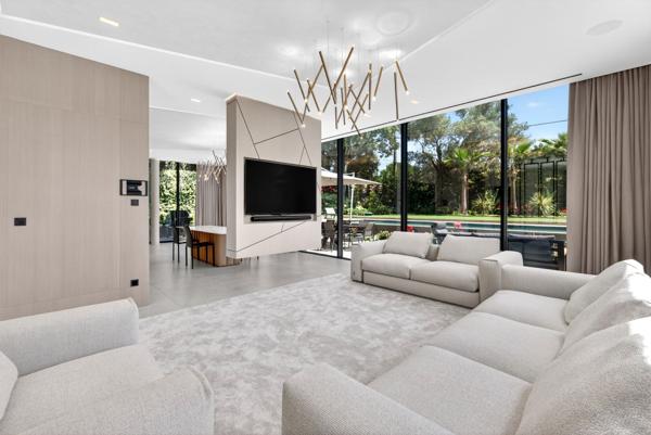 Vente Maison contemporaine Cap D'Antibes 8 Pièces 404 m²