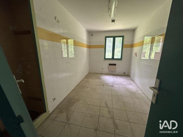 Local d’activité à vendre 140 m² Bielle