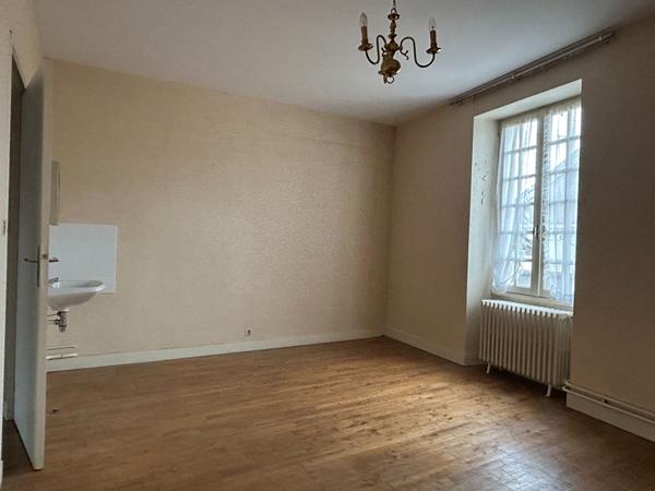 Immeuble de rapport Civray 8 pièce(s)