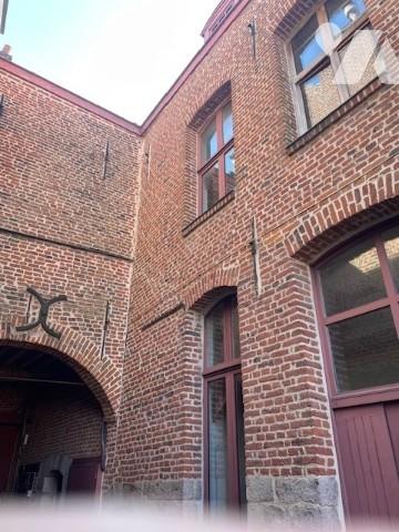 OPPORTUNITÉ A SAISIR !

Immeuble d'environ 350 M² situé en plein cœur de Douai .