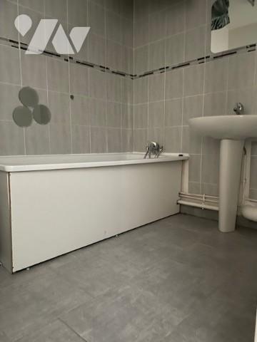 OPPORTUNITÉ A SAISIR !

Immeuble d'environ 350 M² situé en plein cœur de Douai .