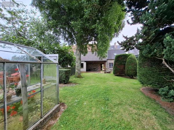 Maison à vendre à Quettehou dans la Manche (50630), ref : 50108-4645