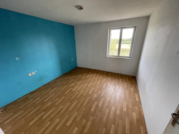 Poitiers (86000) MAISON 100 M2 AGRANDISSABLE AVEC GRANGE 80 M2 SUR 2 NIVEAUX