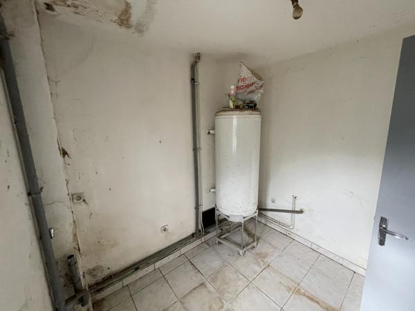 Poitiers (86000) MAISON 100 M2 AGRANDISSABLE AVEC GRANGE 80 M2 SUR 2 NIVEAUX