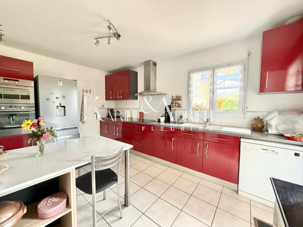 Belles prestations pour cette villa contemporaine