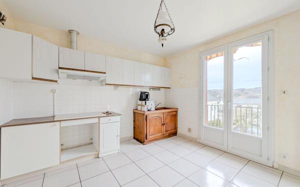 Maison à vendre    5 pièces • 132 m2 Sansac-de-Marmiesse