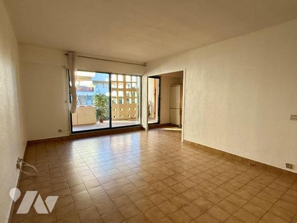 Idéalement situé dans l'un des quartiers les plus recherchés du 8ème arrondissement de Marseill...