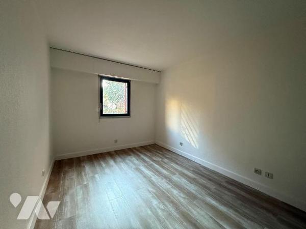 Idéalement situé dans l'un des quartiers les plus recherchés du 8ème arrondissement de Marseill...