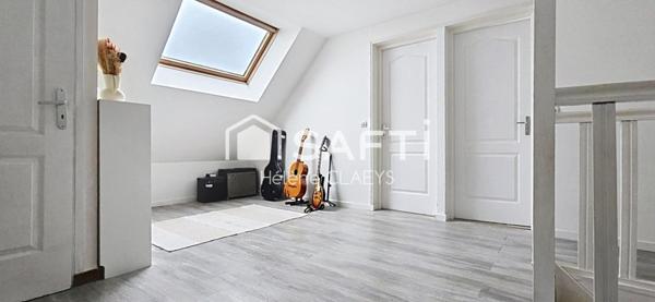 Maison Individuelle Semi plain pied, 5 chambres, Accès au Marais