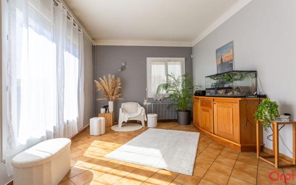 Maison à vendre    5 pièces • 113,90 m2 Sainte-Geneviève-des-Bois
