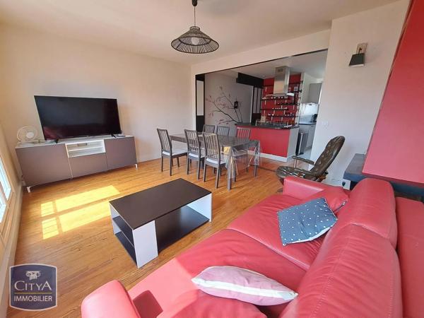 Appartement à louer 4 pièces 82.53m² Royan (17200)