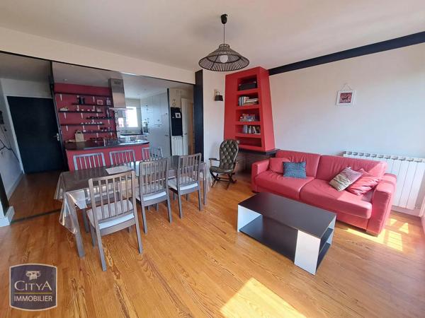 Appartement à louer 4 pièces 82.53m² Royan (17200)