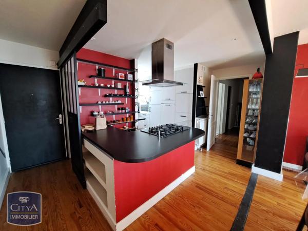 Appartement à louer 4 pièces 82.53m² Royan (17200)