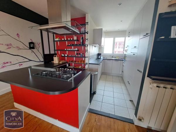 Appartement à louer 4 pièces 82.53m² Royan (17200)