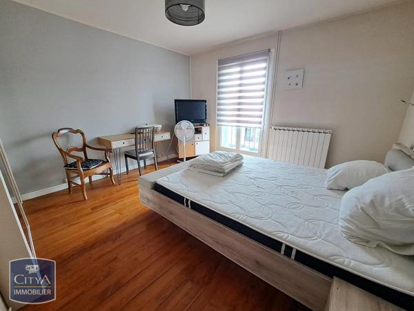 Appartement à louer 4 pièces 82.53m² Royan (17200)