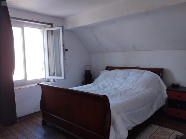 Maison de ville à vendre à Le Lude dans la Sarthe (72800), ref : 13861/1545