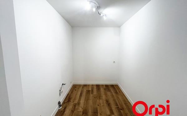 Appartement à vendre    4 pièces • 88 m2 Saint-Genis-Laval