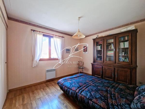 Maison plain pied T5 139 m² terrain 1235 m²