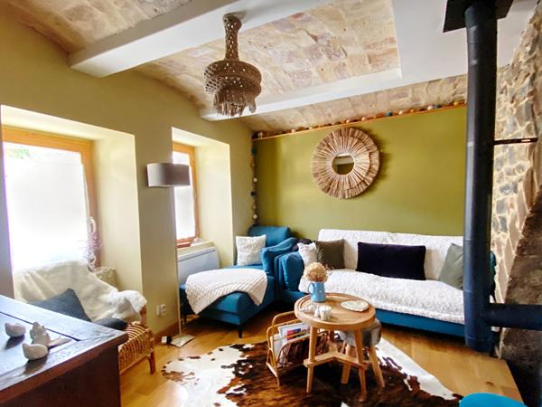 Maison de village en pierre à Coux (07000)