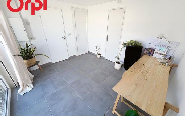 Maison à vendre    4 pièces •  Pia