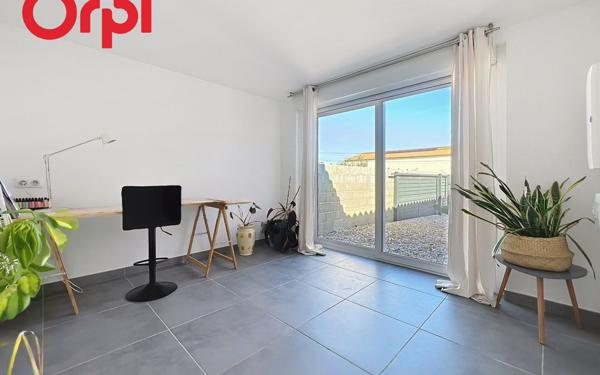 Maison à vendre    4 pièces •  Pia