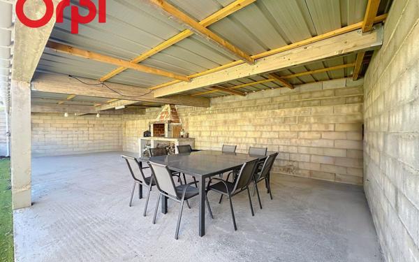 Maison à vendre    4 pièces •  Pia