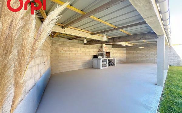 Maison à vendre    4 pièces •  Pia